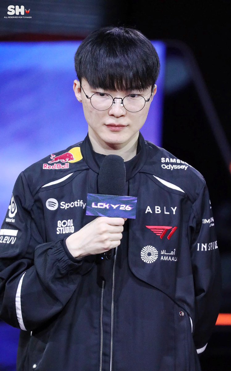 260419 vs KRX POM 

I feel really lucky that every April, when I get the chance to see you, you always give me such a special and meaningful gift.
Thank you so much for always working so hard and shining so brightly.
I hope this year brings you many victories and lots of POMs