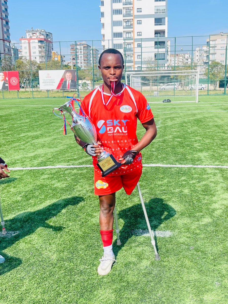 TimesSportRW's tweet photo. UPDATE: #Rwandan amputee football star Fidèle Gatete clinched his second Turkish Amputee  League 1  title with Mersin Amputee FC after a 1-1 draw against Anadolu Erciyes, who needed a four-goal win to overturn the deficit. https://t.co/jf9AxDcNIU