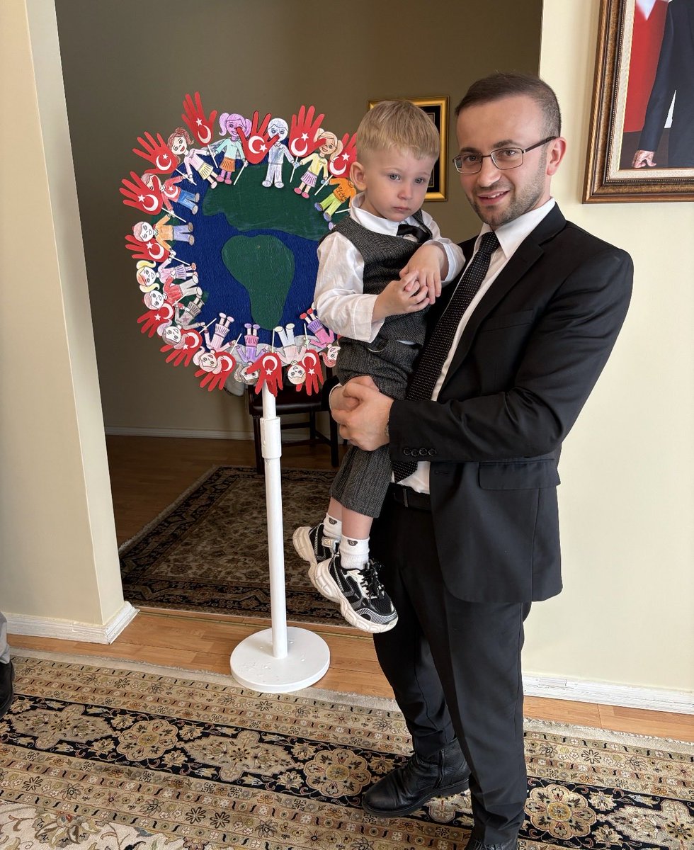 sfrgln's tweet photo. TC Sankt Petersburg Konsolosluğumuzun düzenlediği 23 Nisan Ulusal Egemenlik ve Çocuk Bayramı etkinliğine katıldık. https://t.co/RpzF0TJvFv