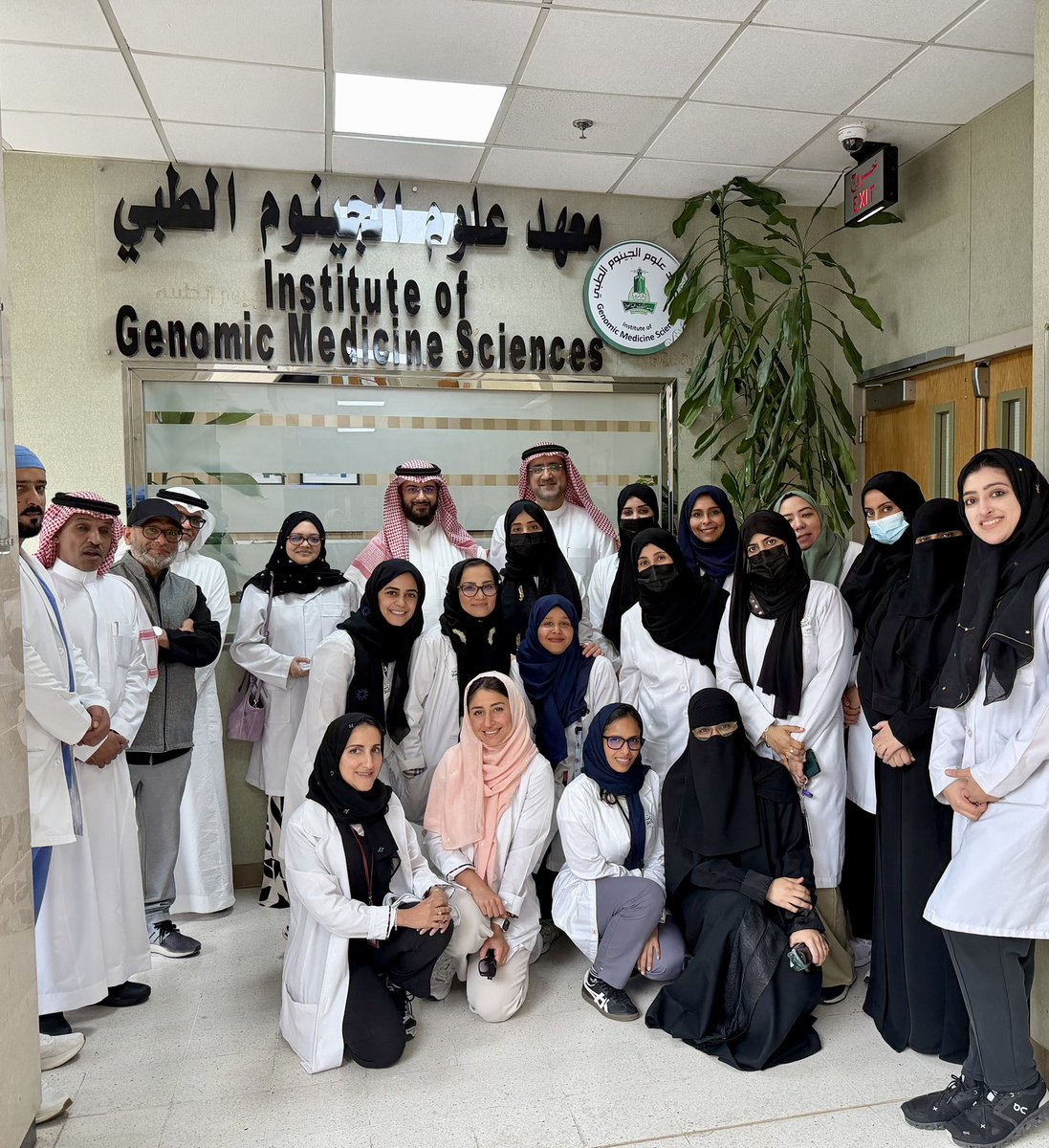 igms_edu's tweet image. حصلت مختبرات جيناتي التابعة ل معهد علوم الجينوم الطبي  على تجديد الاعتماد 
College of American Pathologists (CAP)، في إنجاز يعكس التزامه بتطبيق أعلى معايير الجودة والتميّز في الخدمات المخبرية.
@KAU_Events @kauedu_sa 
#CAP 
#college_of_american_pathologists