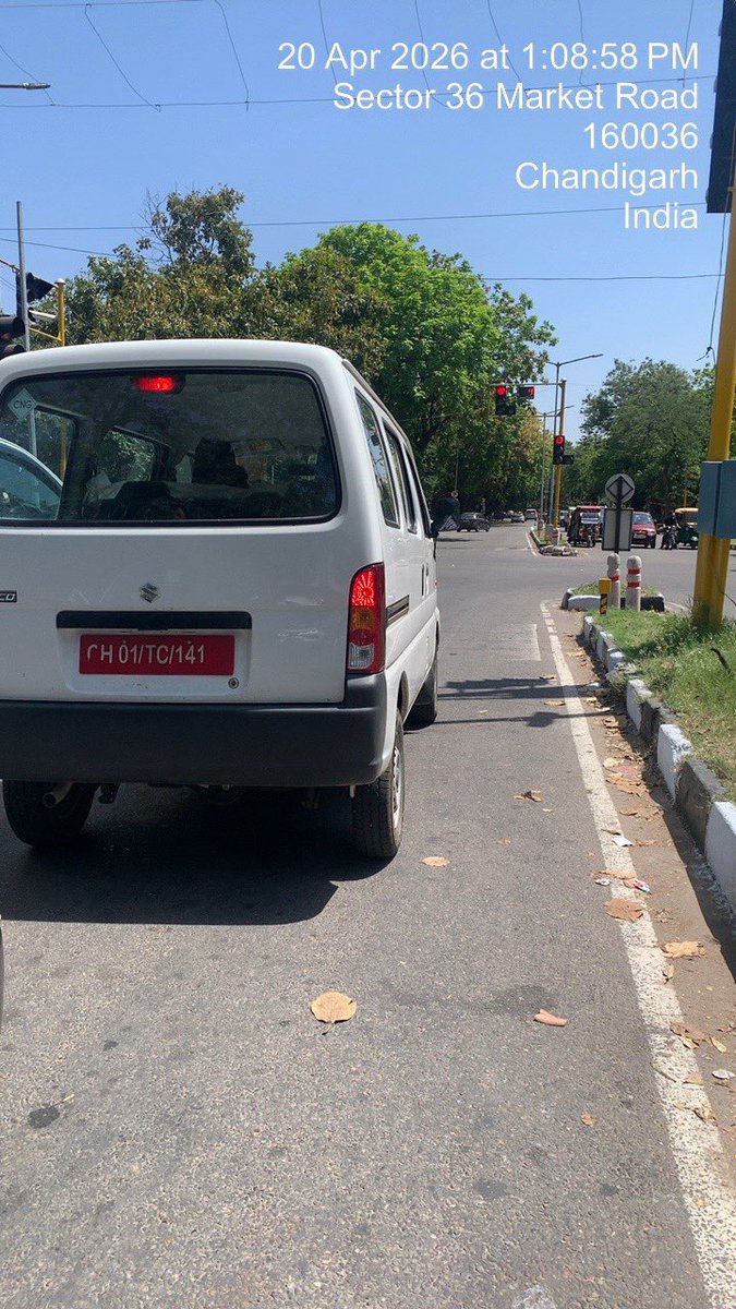 vmkartikeya's tweet photo. Pic 9; unregistered vehicle and misuse of Trade number even this trade number is also not proper https://t.co/2Rb6lhZVU5