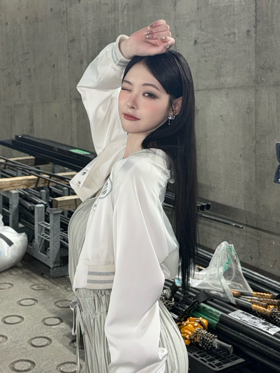 tripleS official tweet media
