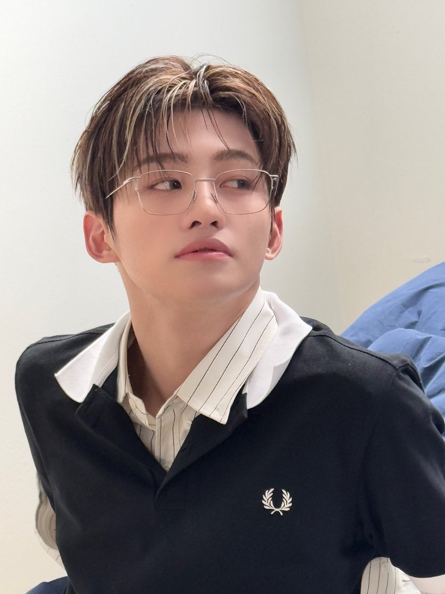 Jihoons Forehead tweet media