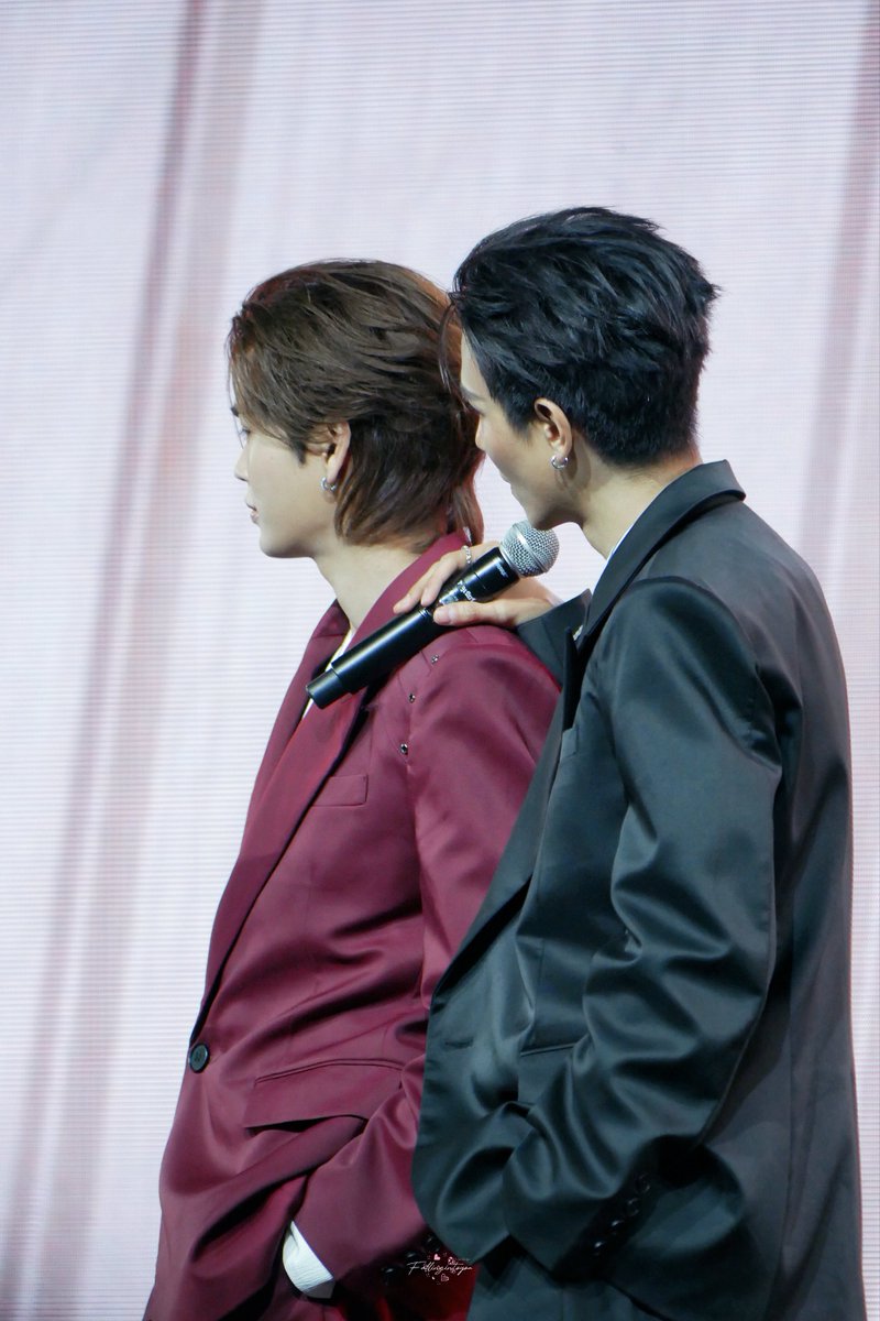 luckywithppwjm's tweet image. ไหล่นี้ของพี่คนเดียวสิระ

#MyRomanceScammerFinalEP
.☘︎ ݁˖ #juniormark  ·͜·♡