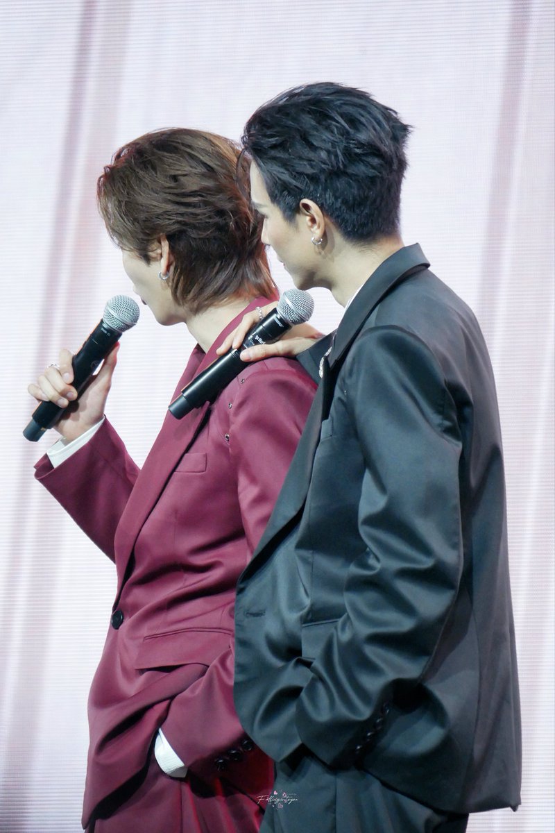 luckywithppwjm's tweet image. ไหล่นี้ของพี่คนเดียวสิระ

#MyRomanceScammerFinalEP
.☘︎ ݁˖ #juniormark  ·͜·♡