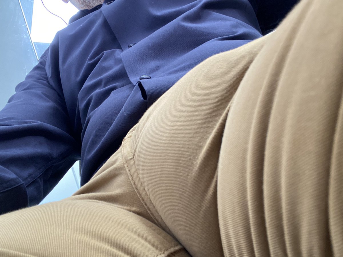 bulgelover68 tweet media