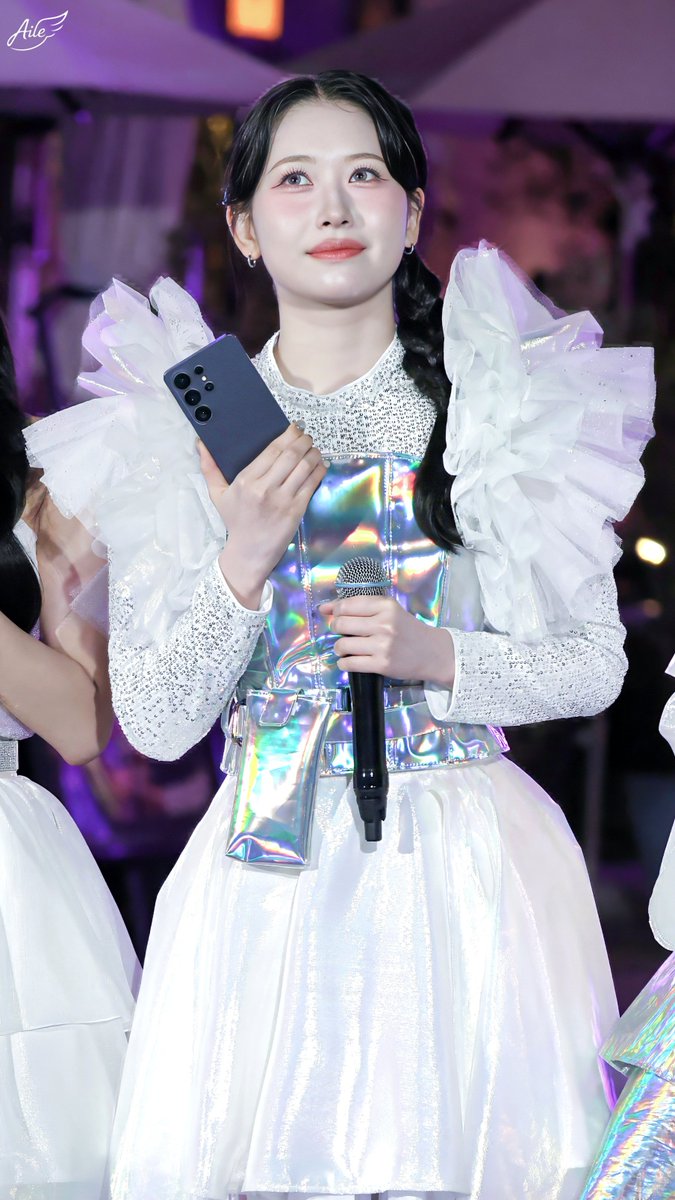 𝘼𝙞𝙡𝙚 tweet media