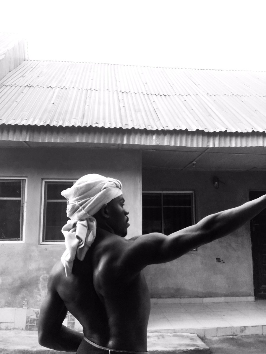 boylonrr23's tweet image. On a monday morning ! 🦭
#Physique #GymTwitter #FitnessMotivation #FitFam #FitnessJourney #Bodybuilding