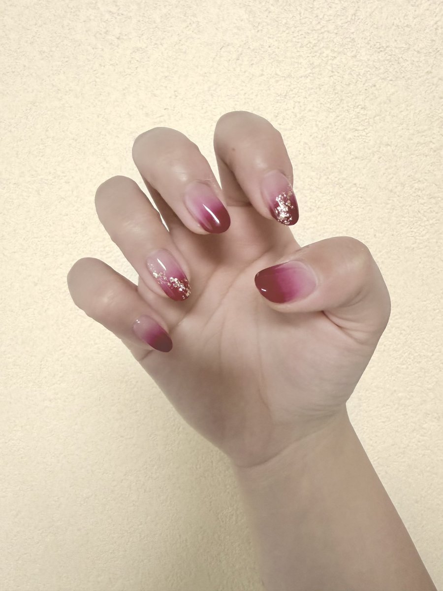 あやたか tweet media