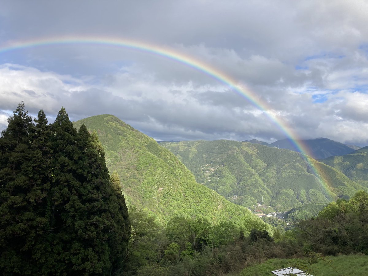 よっし tweet media