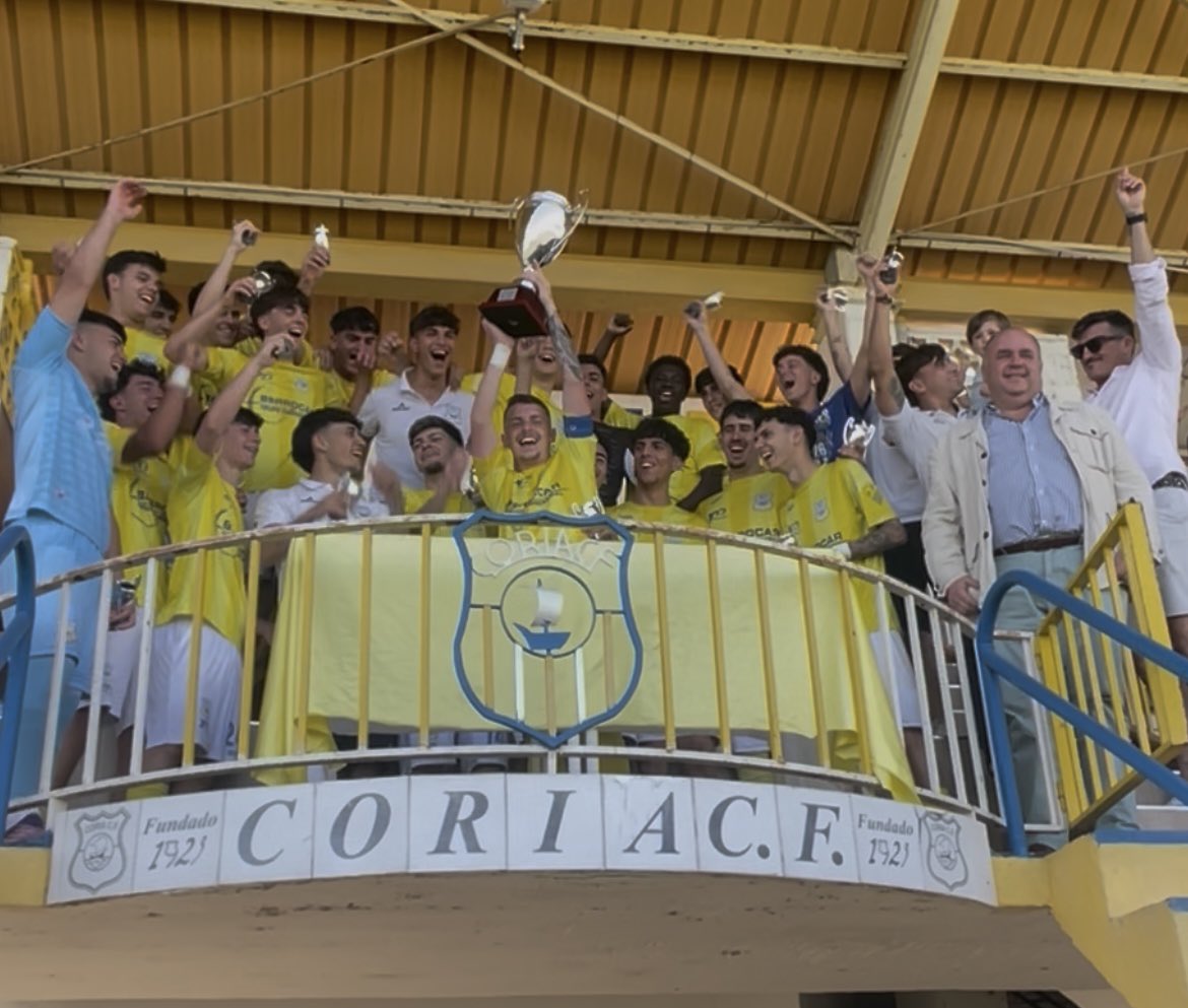 Miguel Bizcocho tweet media