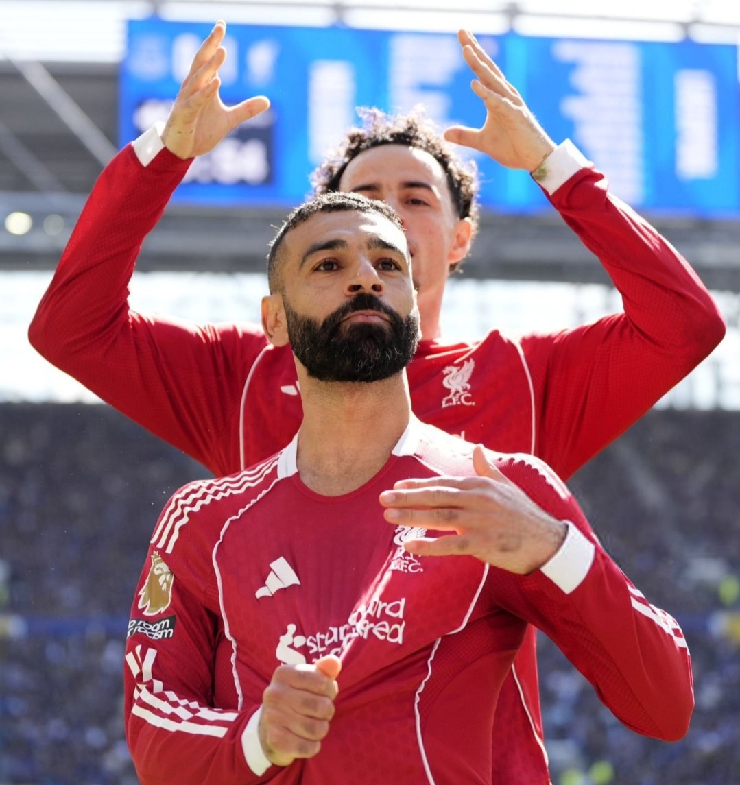 𝒏𝒖𝒈𝒔 tweet media