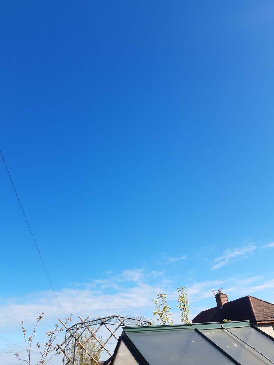 Humanity_Lane's tweet photo. War, hea - what is it good for?
Absolutely nothing?
Well, not Absolutely nothing, turns out that it clears the sky's  of unwanted chemtrials. https://t.co/3s4JkYYl0u