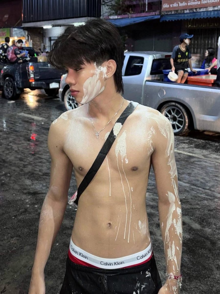 John_19cm tweet media