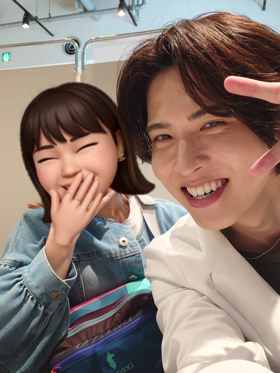 chai_zukai1056's tweet photo. 今日は図解の内容ではなく、私の推しスキンケアブランドをただただ広めたくての投稿です😆

昨日は、私のスキンケア迷子を救ってくれた、としくん(@cosmetics_rd_t )のポップアップイベントに行ってきました！

たくさんの情報が溢れるSNSで、これ良さそう！と効果を実感しないままあれやこれやに手を出して「結局何がいいのー😭」状態だった私。

そんな時にたまたまYouTubeのショートで上がってきたとしくんが提唱する
「ABCメソッド」
に興味を惹かれYouTubeを見に。
すると、スキンケアはシンプルなステップで良いということと、私が感じていたスキンケア広告の違和感を一掃してくれて、としくんのブランド【One St.(ワンエスティ)】のナイアシンアミドを購入。
今ではもう手放せなくなりました！！
本気で愛用品。本気で一生使いたいと思うものに出会えました🥹

そんなとしくんが東京に来てくれるということで、直接お礼が言いたい！！！と思い、昨日行ってきたんです💕

スキンケア迷子の方、絶対にとしくんのYouTubeを全部見てほしい。
スキンケアに対する知識を知ることができるのはもちろん、としくんの誠実さとユーザーを第一に考えるユーザー想いな考えに感動すると思います🥹

PRでも何でもないですw
ただただみんなに届けたい🫶

ちなみに新商品のシャントリも本気でヤバいです✨
シャントリ開発への熱い想いを紹介してるYouTubeも見てみてください🫰

(ツーショット撮ってくれたw
シャッター押し過ぎで面白すぎた🤣)