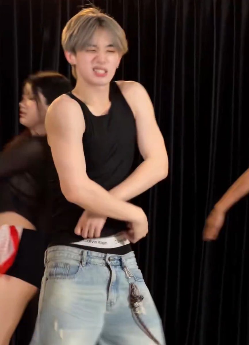 𝑪𝑻 ⋆˚𖤐 tweet media