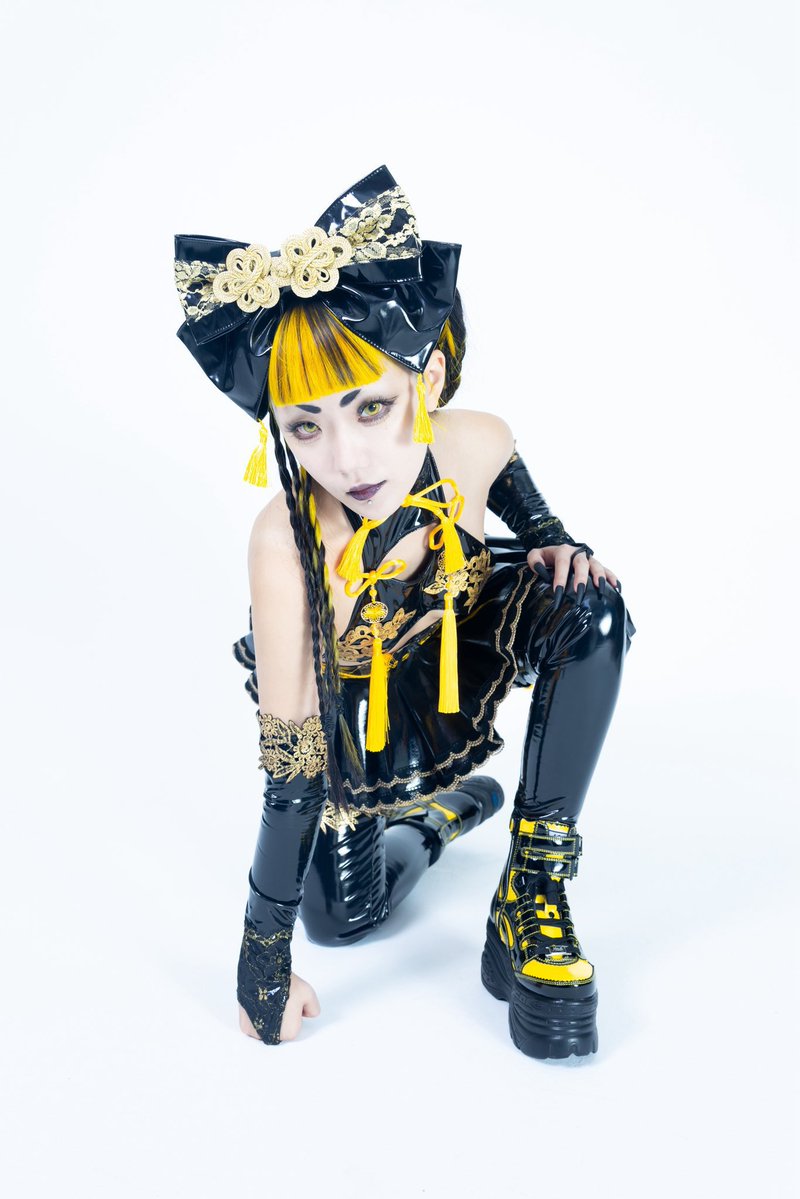 BARちんちろりん tweet media