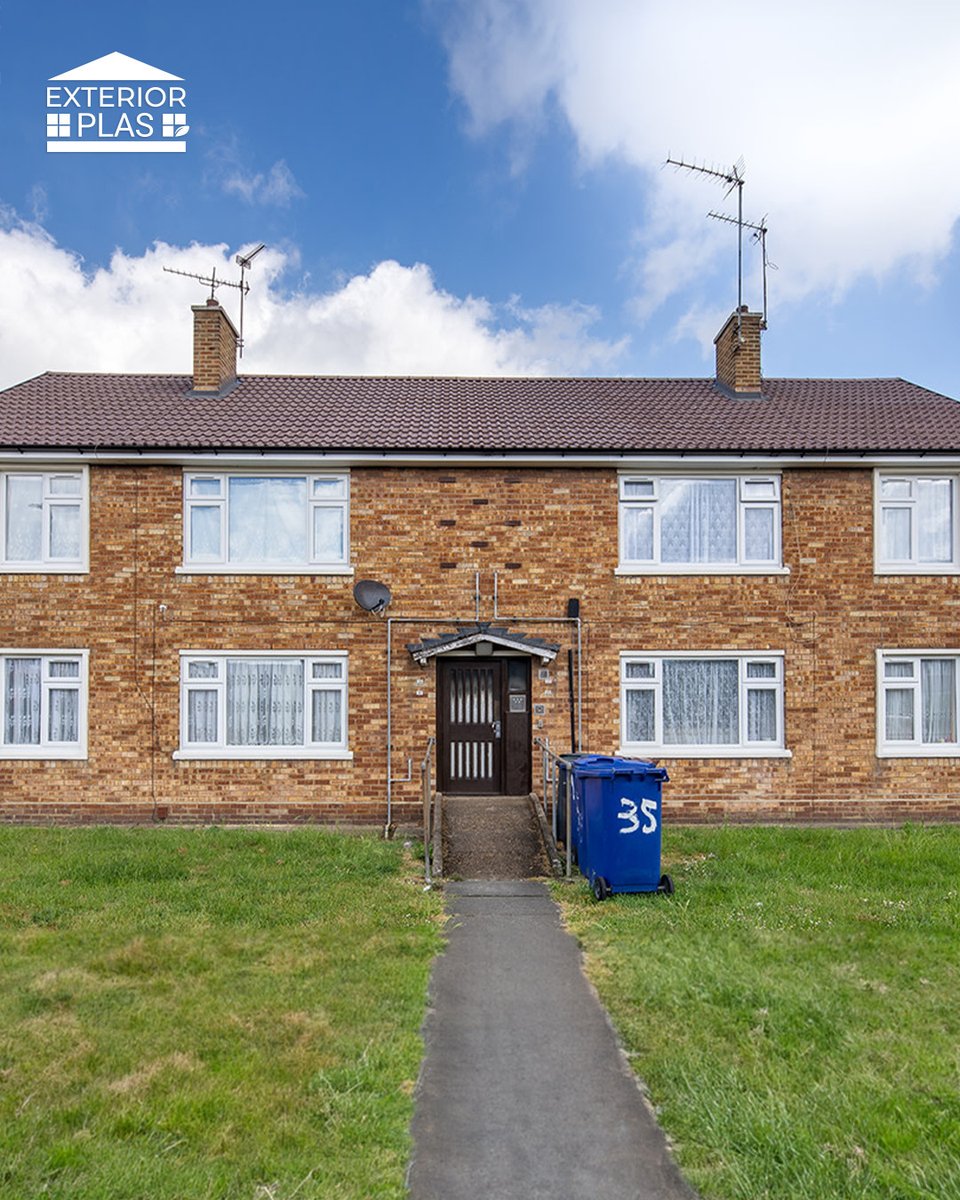 Exterior_Plas's tweet image. Keep the heat in where it belongs 🏡🔥

Up to 18% of heat can be lost through outdated windows. 

Our tailor-made #UPVCwindows improve #insulation while complementing your home’s style 🪟✨

📞 01992 578 903