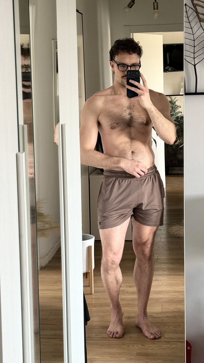 riccardopier_'s tweet image. #monday #chill #chudai