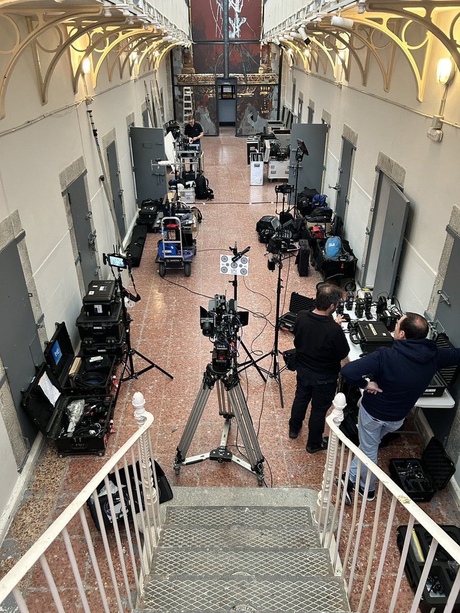 El nuevo proyecto de <a href="/DocumentaRTVE/">DocumentaRTVE</a> es un reto de lujo. Tengo un equipazo ♥️♥️♥️♥️ #Ortega