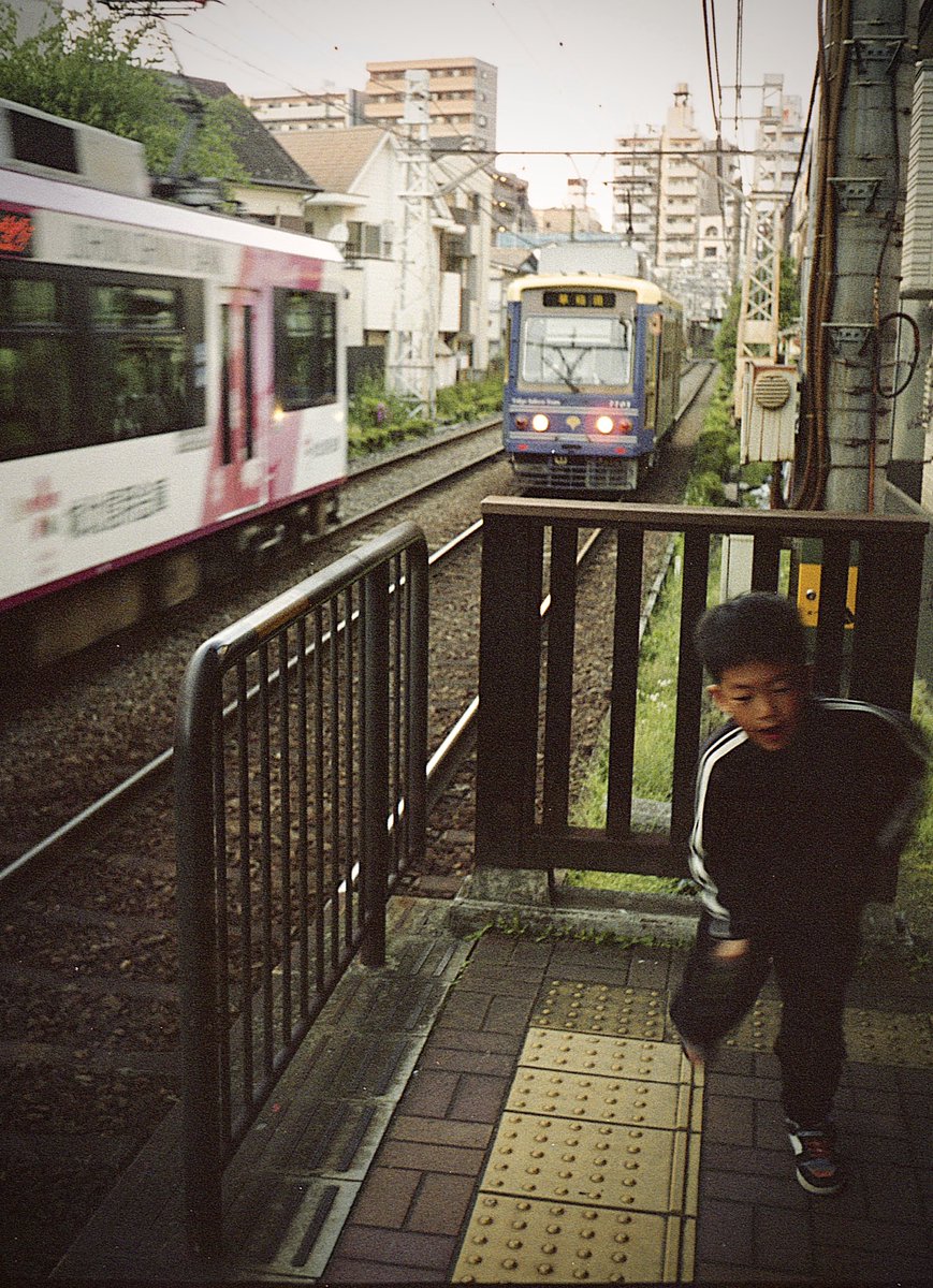 mtkFE's tweet photo. OLYMPUS PEN / CineStill 50D https://t.co/up06tAblfF