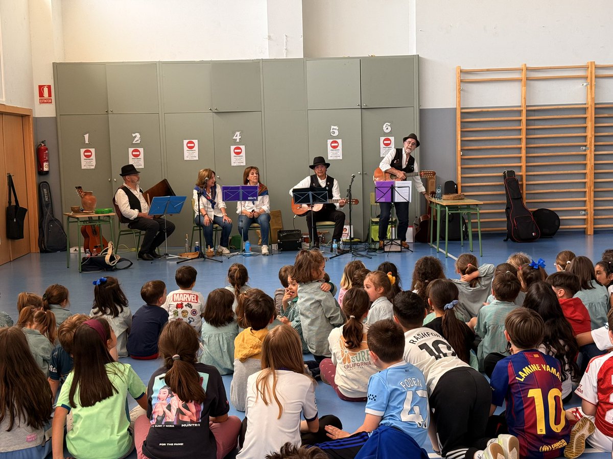 CEIP ELVIRA LINDO tweet media