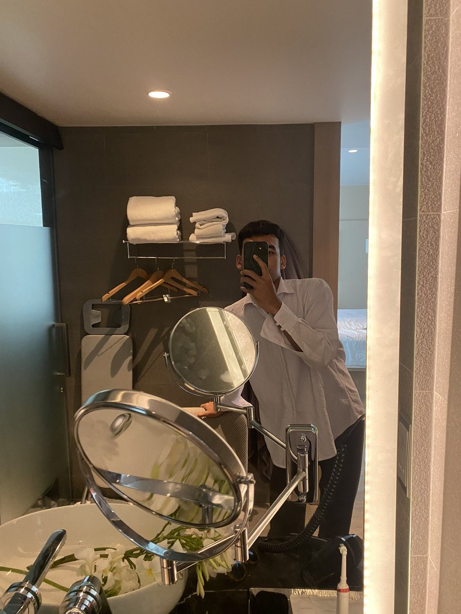 Pakkapong_19's tweet image. ไปไหนดีว่ะ🤔 #ภูเก็ต #ร้อน #phuket