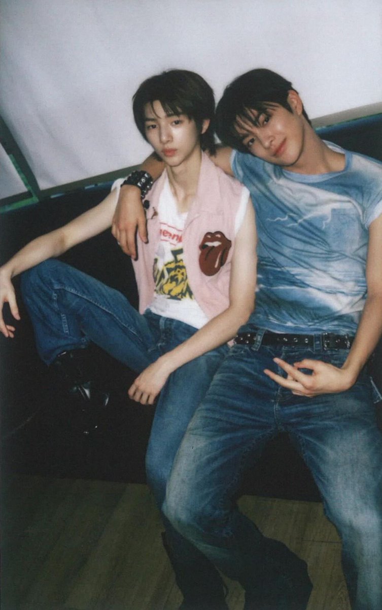 sèraa ✽ tweet media