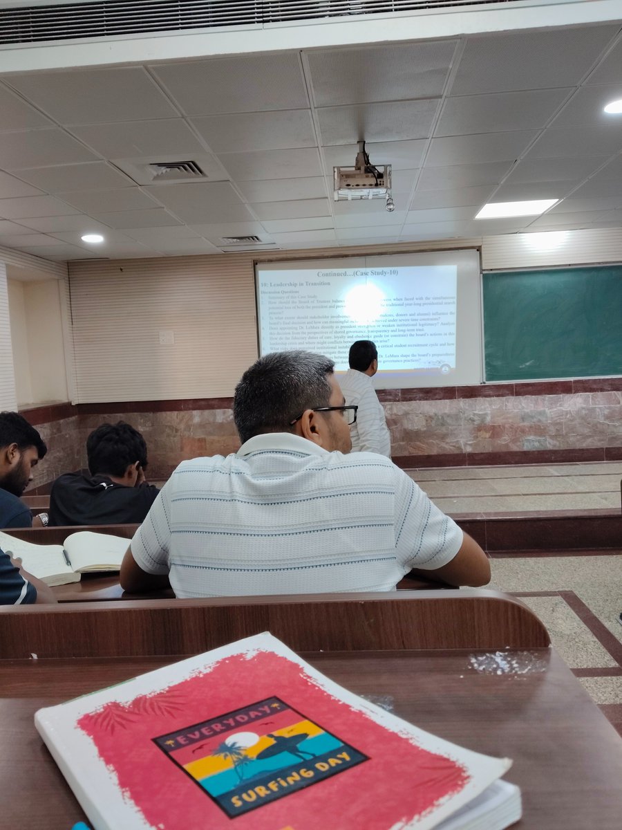Farhan 👨‍🔬 tweet media