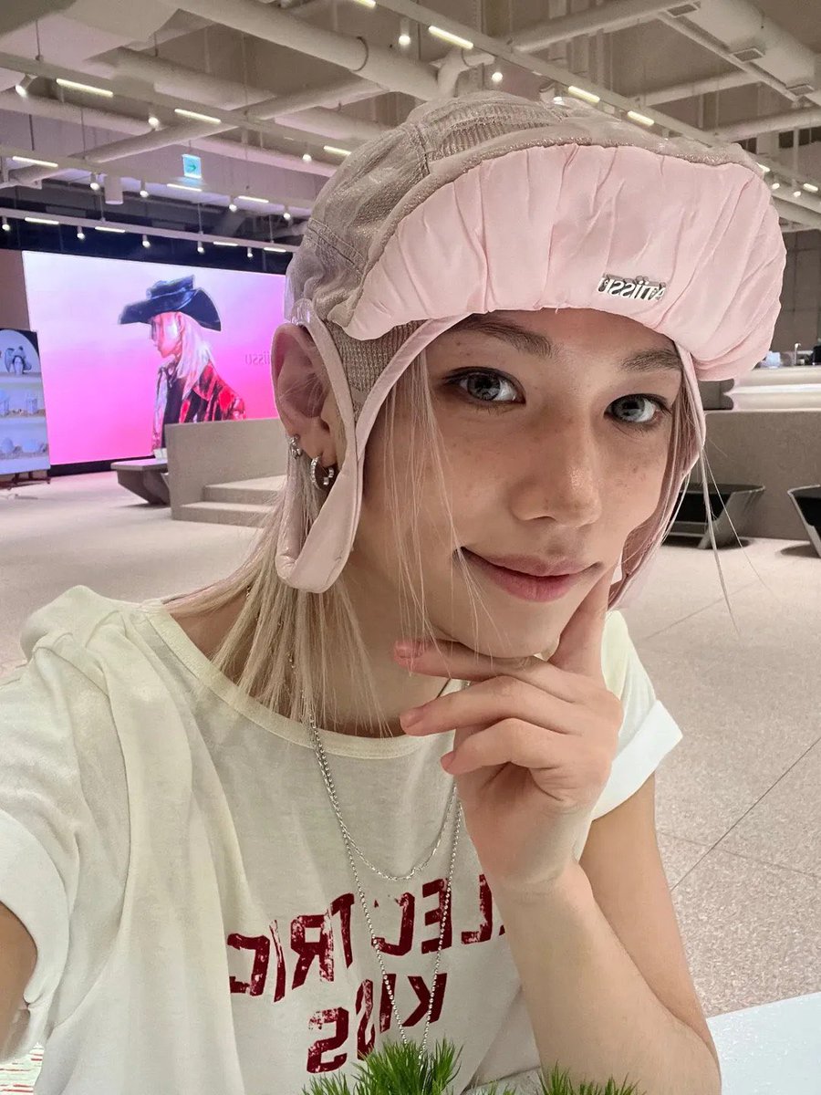 dianiiena's tweet image. #felix #new_photo #instagram #atiissu #펠릭스 #strat_kids #stay #skz #sunshine