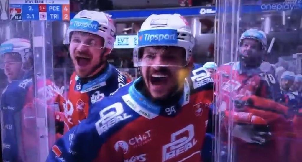 Nejlíp složený tým co jde 
První lajna hlavně ti dva naprosto ústřelený bodově a zbytek? 
Parta válečníků co nedají centimetr ledu zadarmo 
Tohle je prostě Dynamo které já chci vidět a na které mě baví chodit 
A hoši Tomáš Dvořák nový starosta Pardubic Díky ❤️