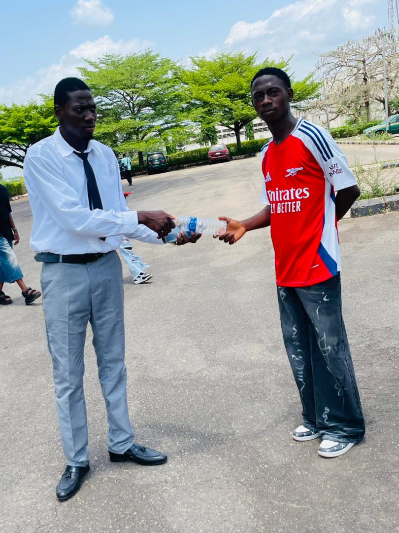 Ãbdül Ãzëëz 🇳🇬🇵🇹👑 tweet media