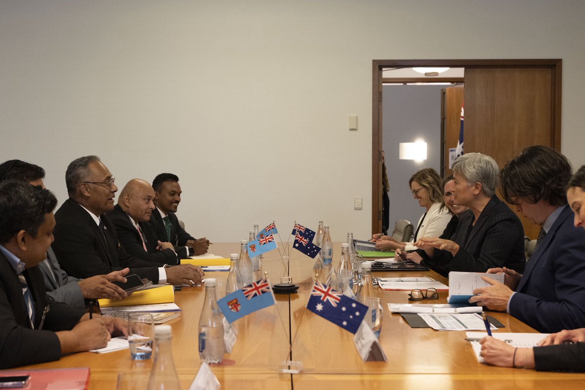 Senator Penny Wong tweet media