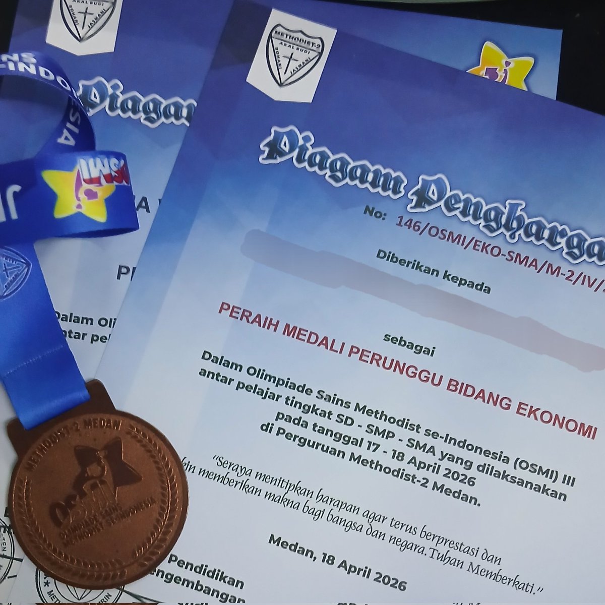 bethanie²⁷ tweet media