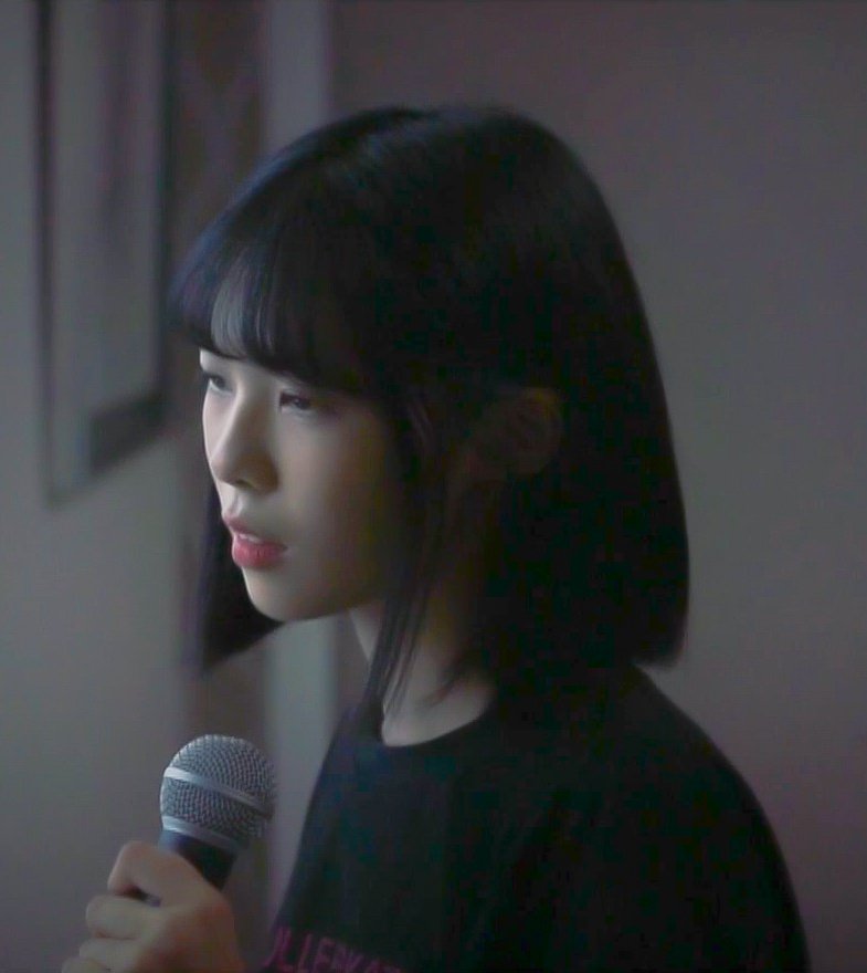 유여니스 tweet media