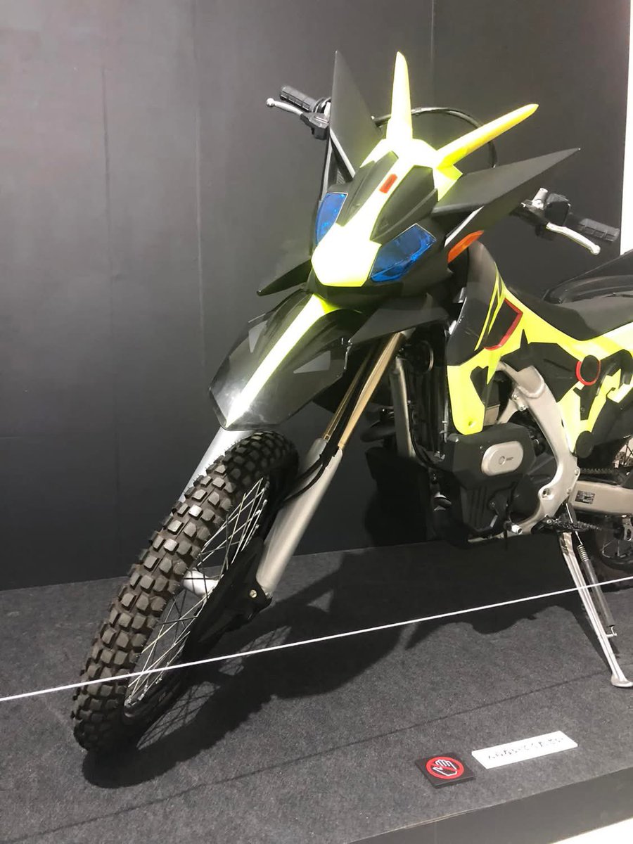 ＼(○￥○）／ （バイク垢） tweet media