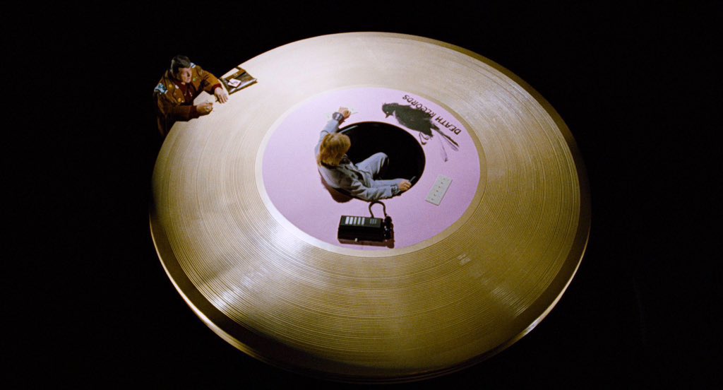 Do we know who's cast as Dr. Arkham yet?🇵🇸 tweet media