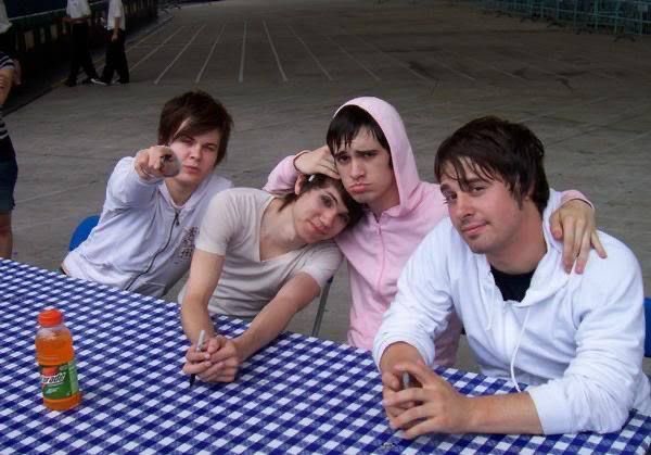 max 🦝 tweet media