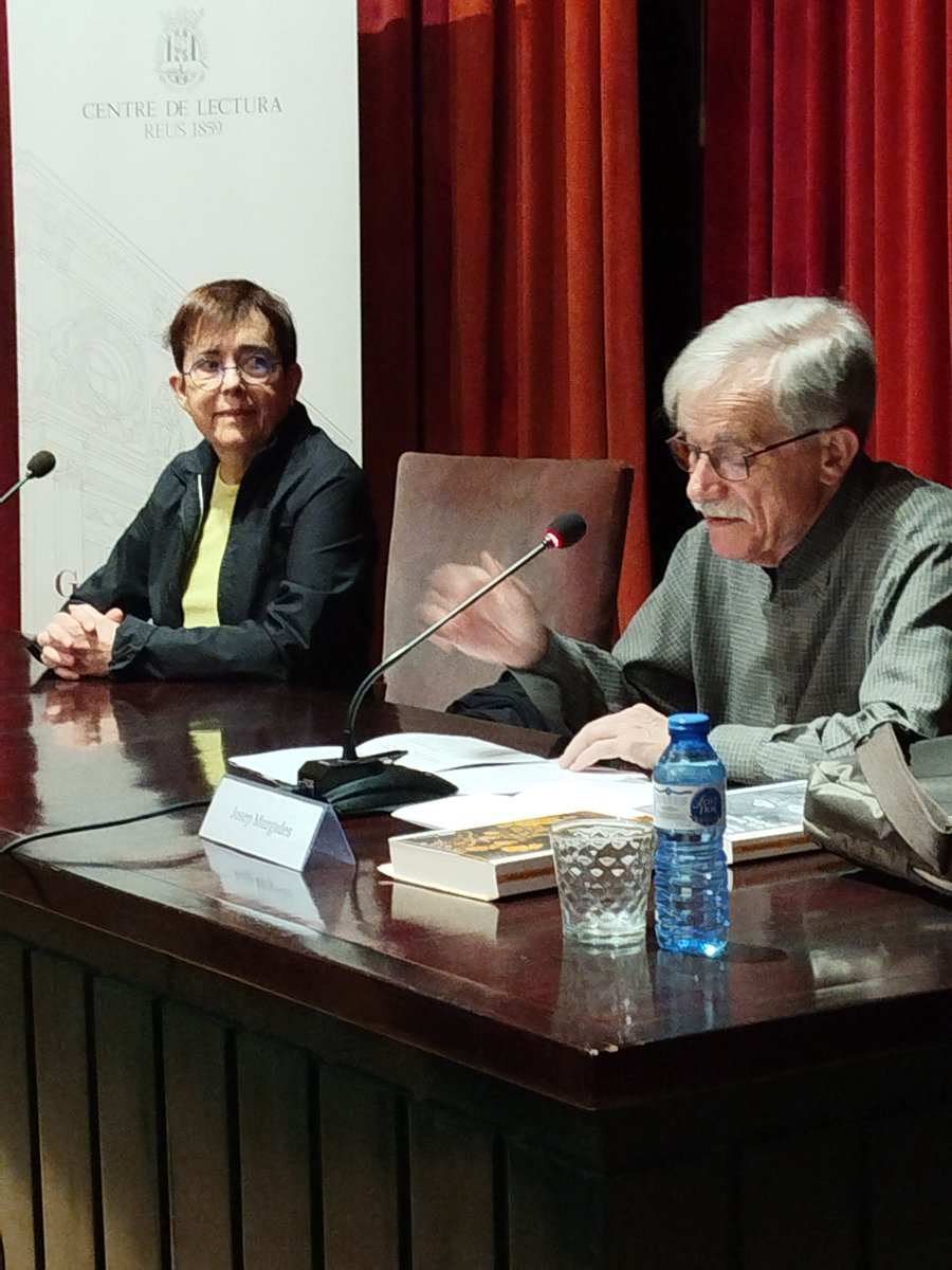 Centre de Lectura tweet media