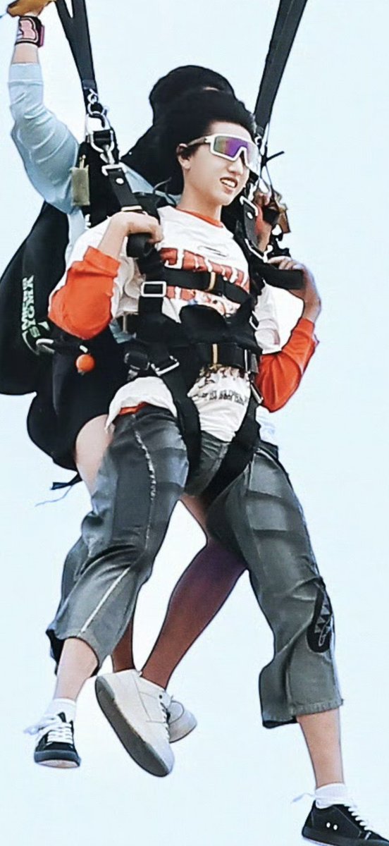 给我点饭吧 tweet media