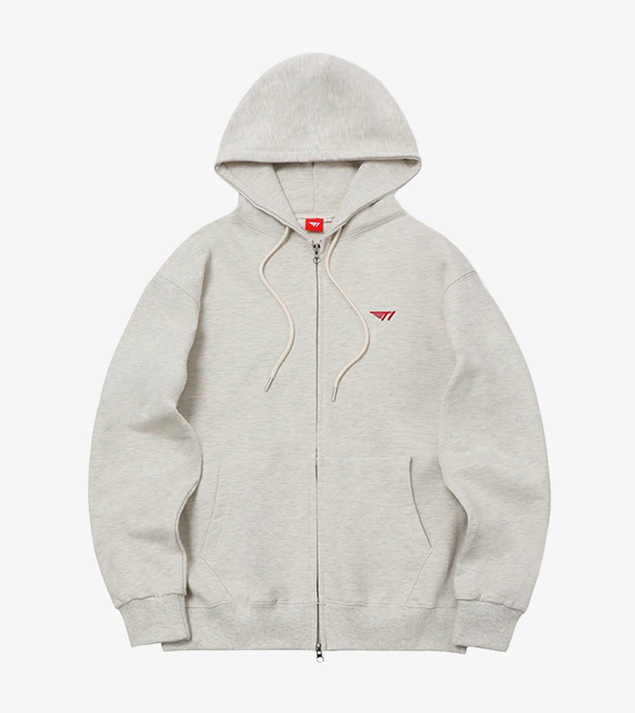 ellie 🐧🍀 tweet media