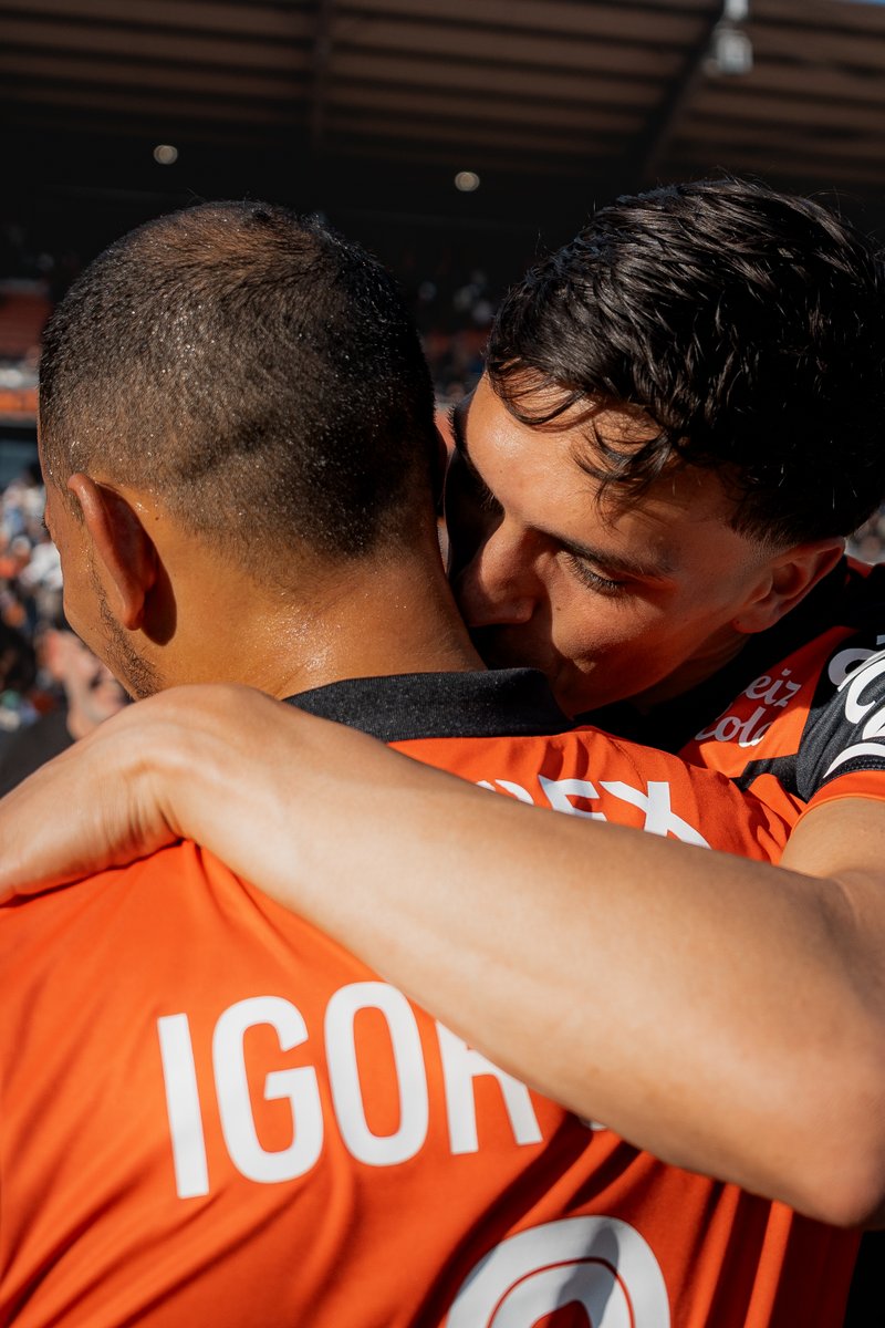 FC LORIENT 🐟 tweet media