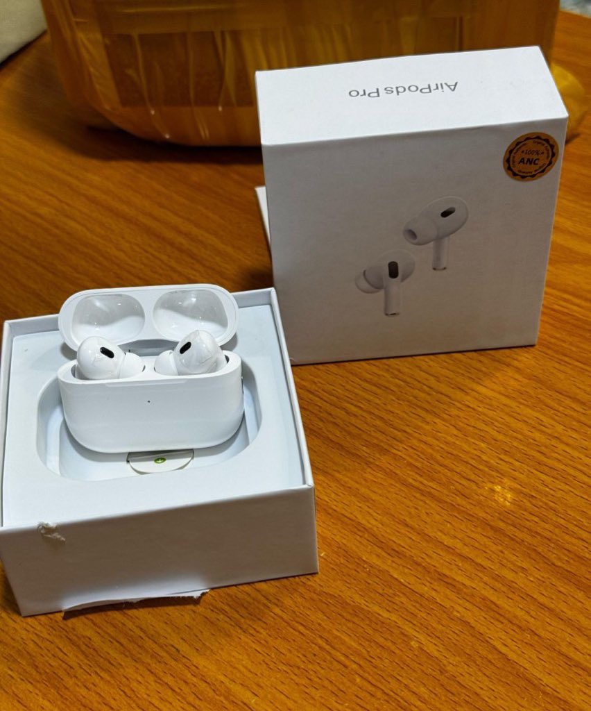 YK_GADGETS tweet media