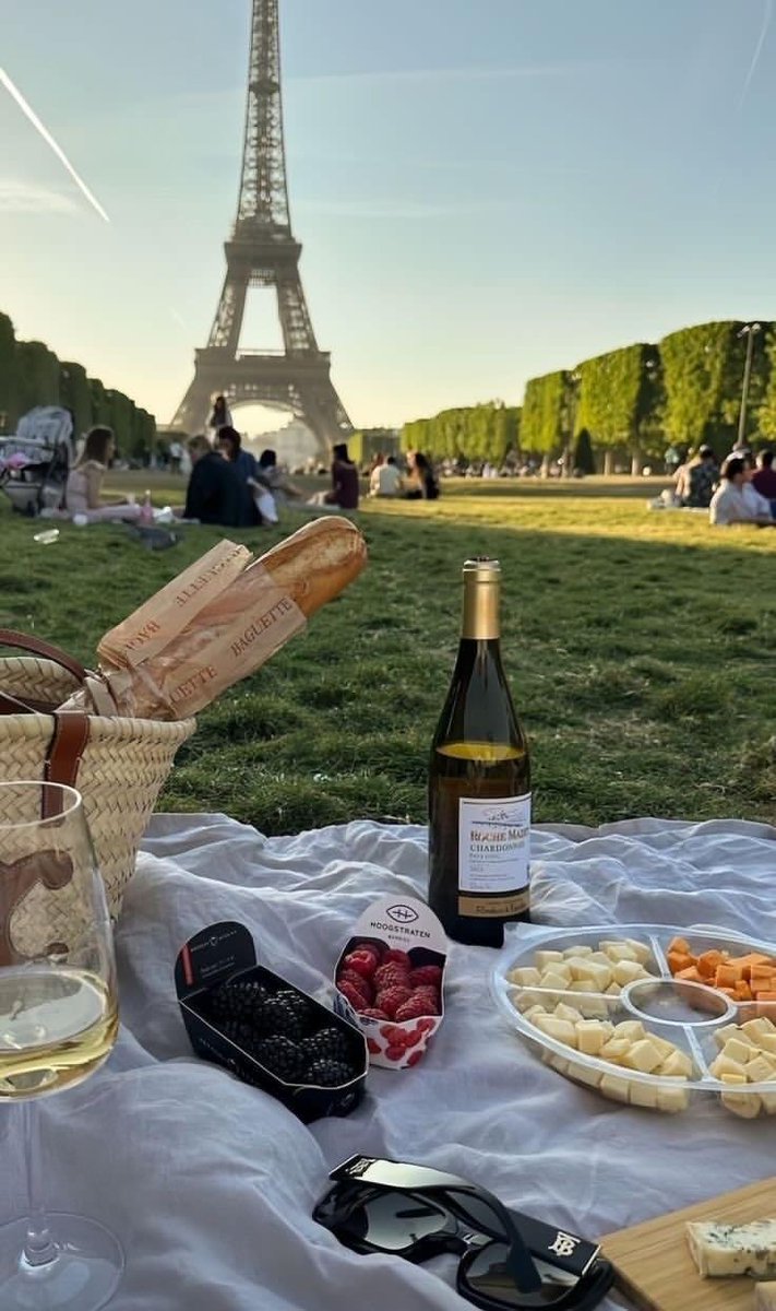 WanderLens tweet media