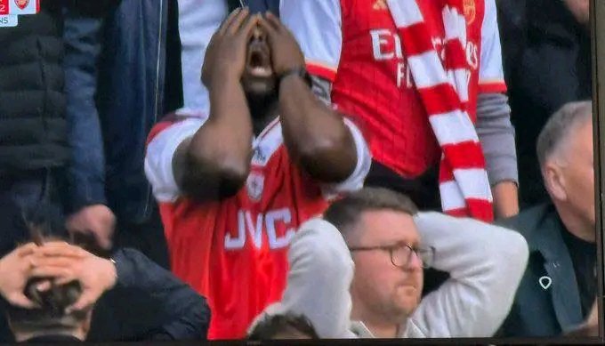 IAM FAN PW tweet media