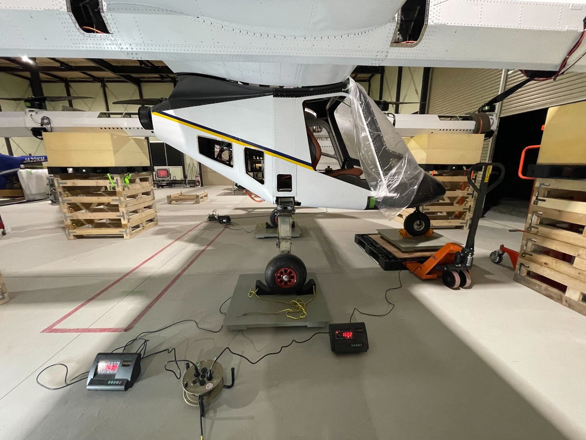 teTra aviation corp. / テトラ・アビエーション株式会社 tweet media