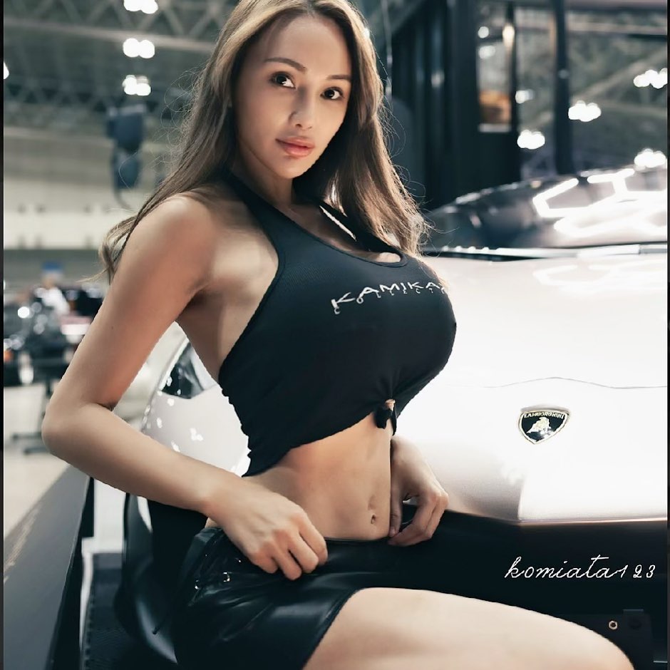 バズ逃さない課 tweet media