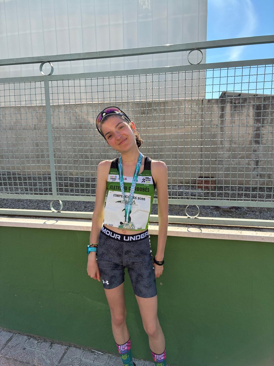 Enhorabuena a Carmen Bernabéu, medalla de oro sub18 en el Campeonato de Andalucía de 5.000 metros en pista, celebrado este fin de semana en en la localidad jiennense de Martos. 👏🏻👏🏻

Otro éxito de nuestra EDM de Atletismo. 💪🏻