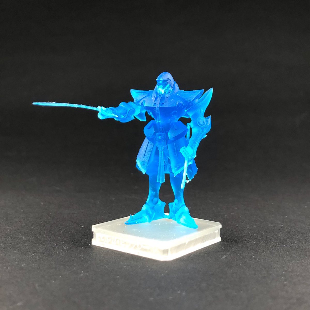 聖刻＠公式 tweet media