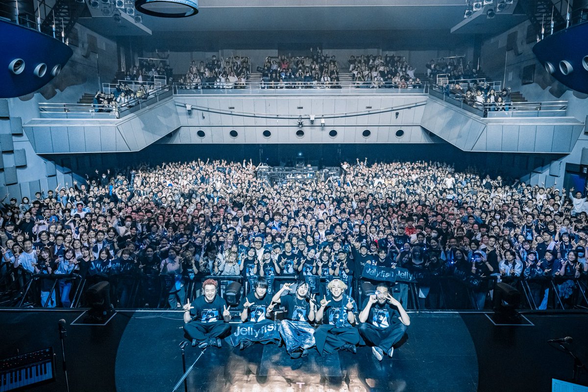 leina_staff's tweet photo. Leina Live Tour 2026"Jellyfish"
@ なんばHatch

国内ファイナル、大阪公演ありがとうございました！🪼

#Leina #Jellyfish https://t.co/aFT7Zv7dDr